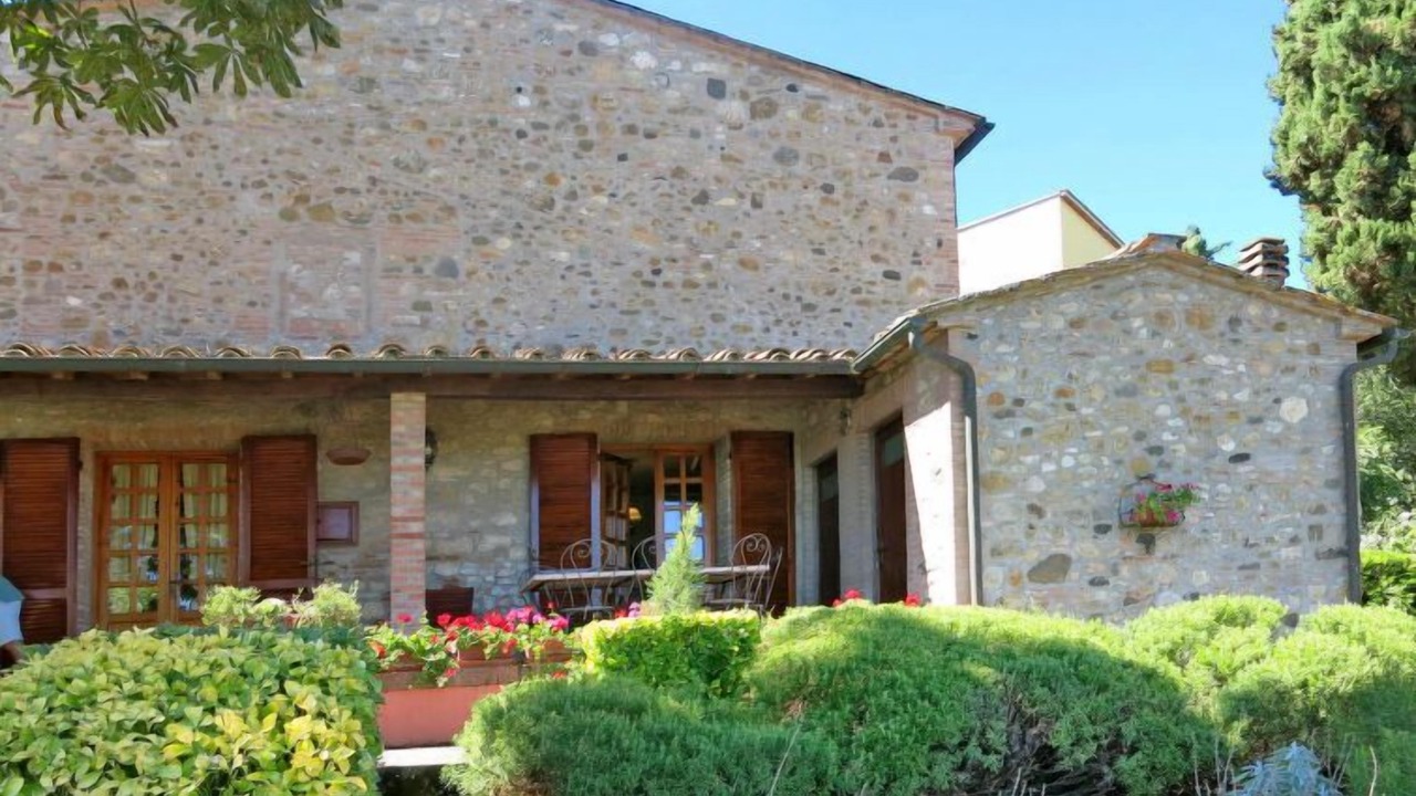 Photo of Buildings in Orciatico