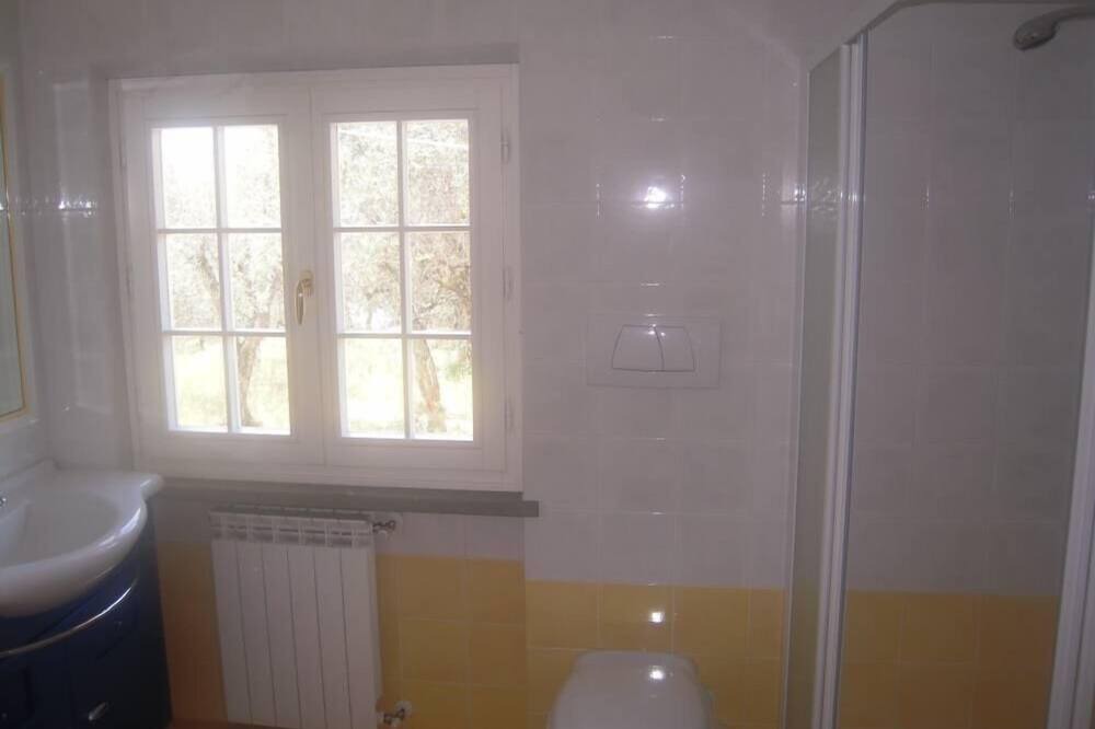 Photo of Bathroom in SantʼAndrea di Compito