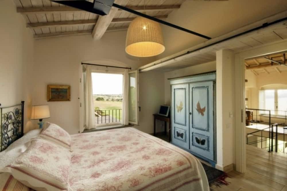 Photo of Bedroom in Capalbio