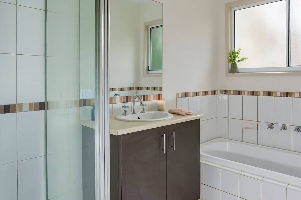 Photo of Bathroom in Shoreham