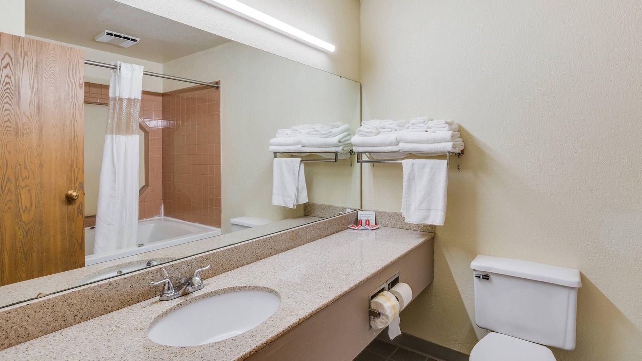 Photo of Bedroom in Whitehall
