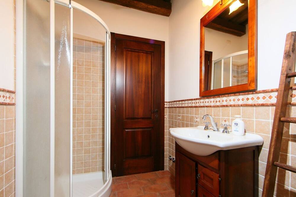 Photo of Bathroom in Trevinano