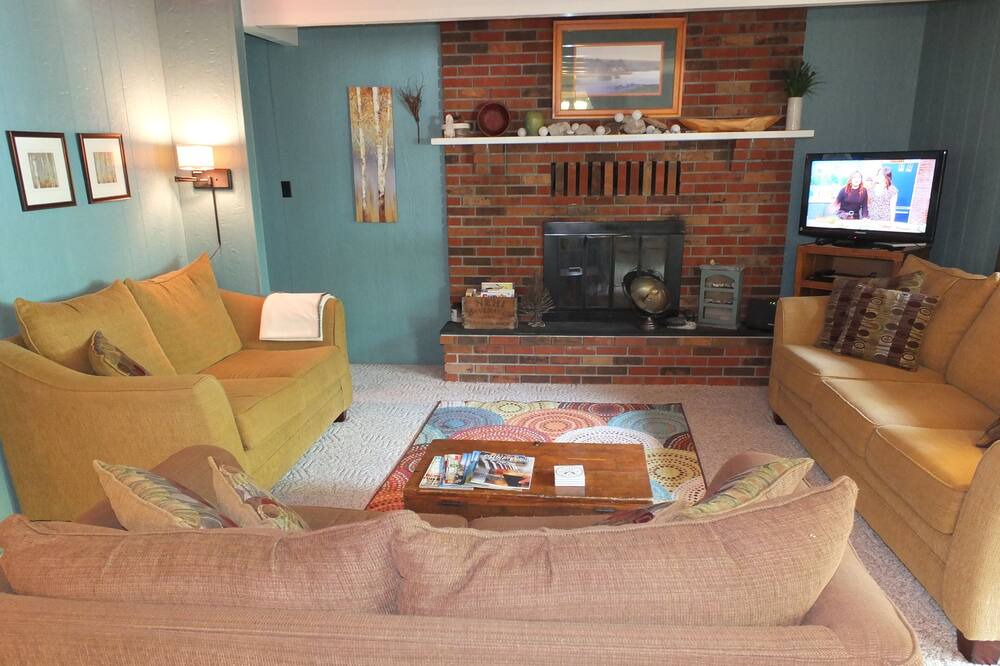 Photo of Livingroom in Kalkaska