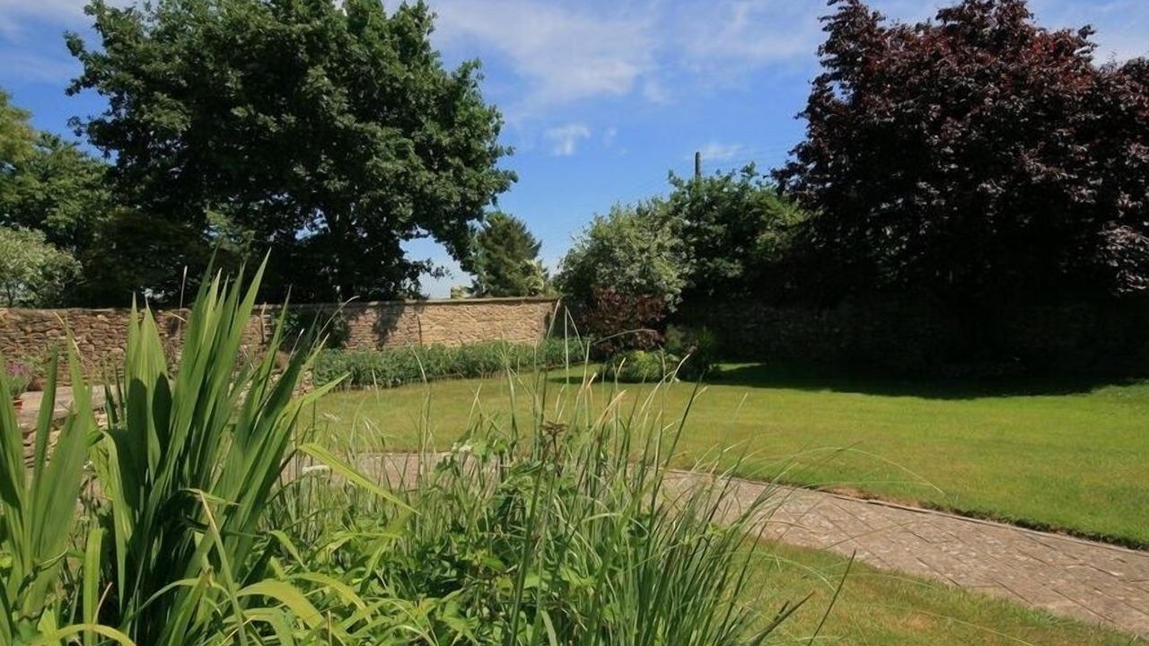 Photo of Others in Longborough