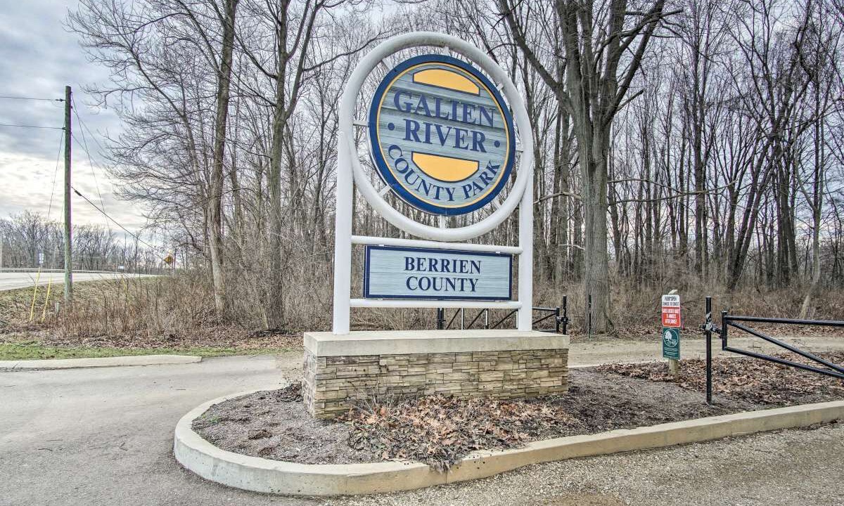 Photo of Outdoor in Sawyer