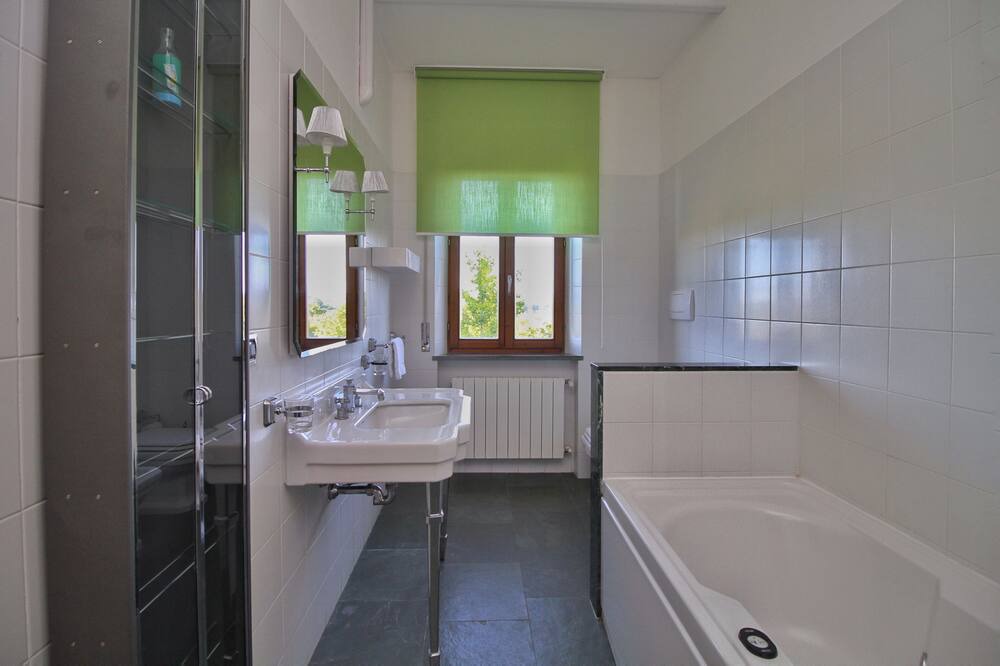 Photo of Bathroom in Siena