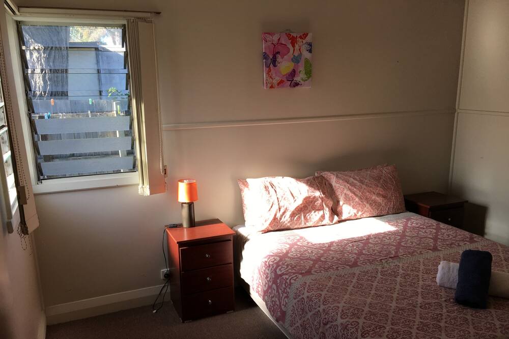 Photo of Bedroom in Lakes Entrance
