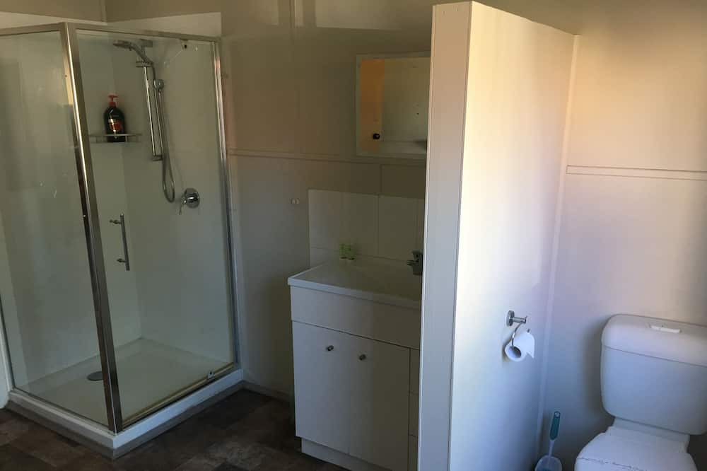 Photo of Bathroom in Lakes Entrance