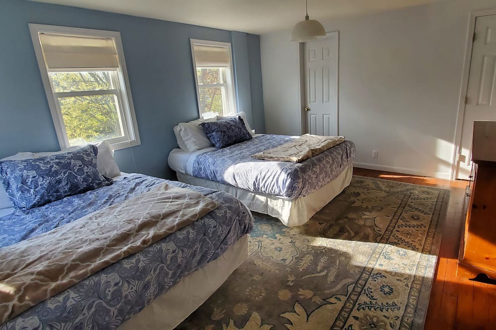 Photo of Bedroom in Stony Point