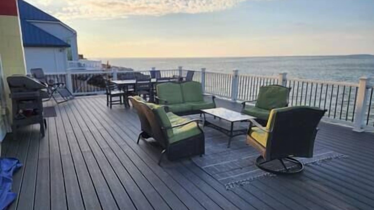 Photo of Patio Balcony in Oak Harbor