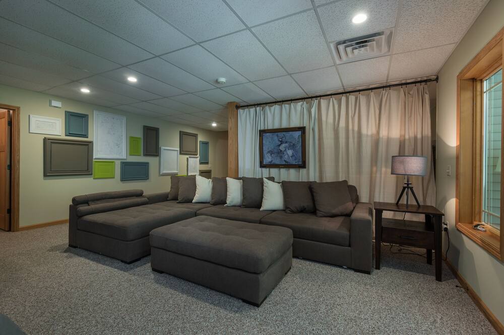 Photo of Bedroom in Covert