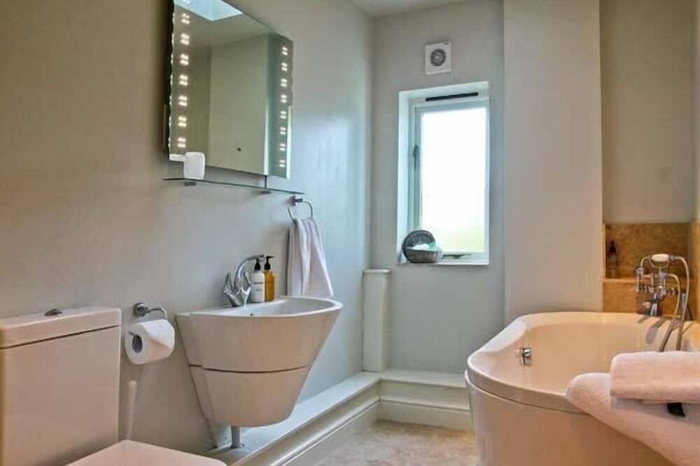 Photo of Bathroom in Stanton Drew