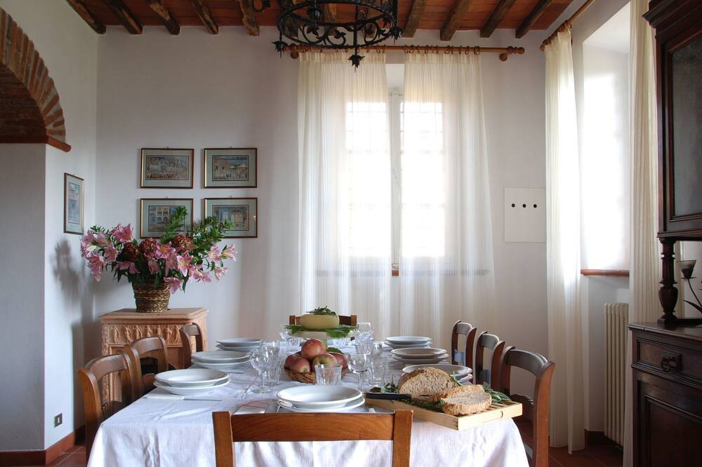 Photo of Livingroom in Capannori