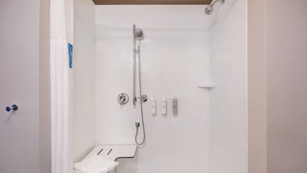 Photo of Bathroom in Livonia