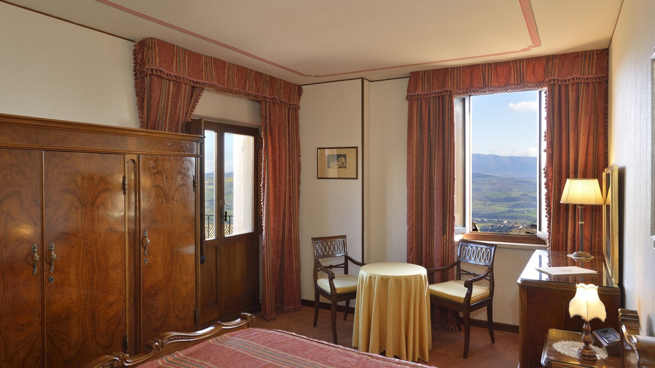 Photo of Bedroom in Todi