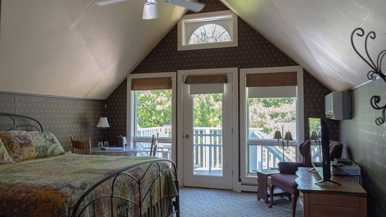 Photo of Patio Balcony in Glen Arbor