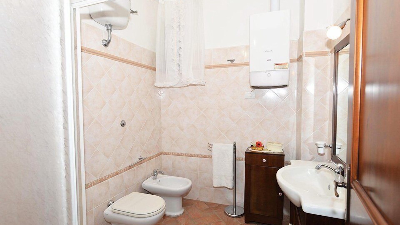 Photo of Bathroom in Acquapendente