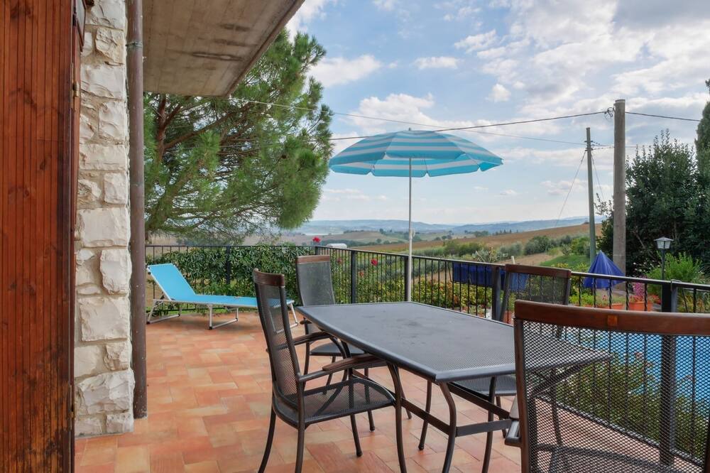 Photo of Patio Balcony in Castiglione del Lago