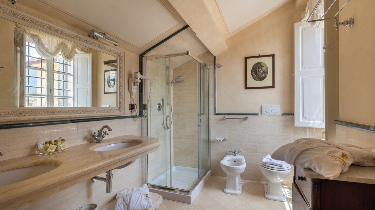 Photo of Bathroom in Calci