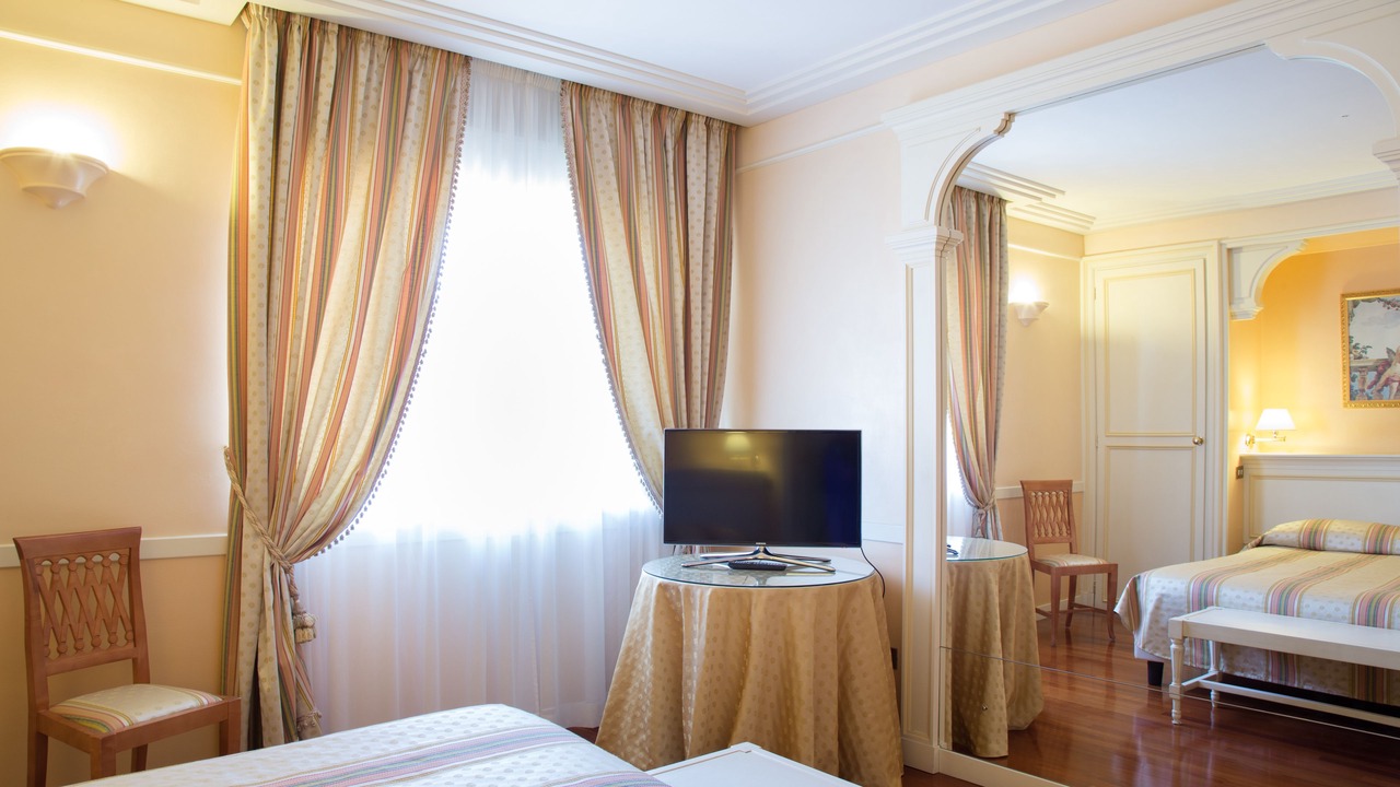 Photo of Bedroom in Todi