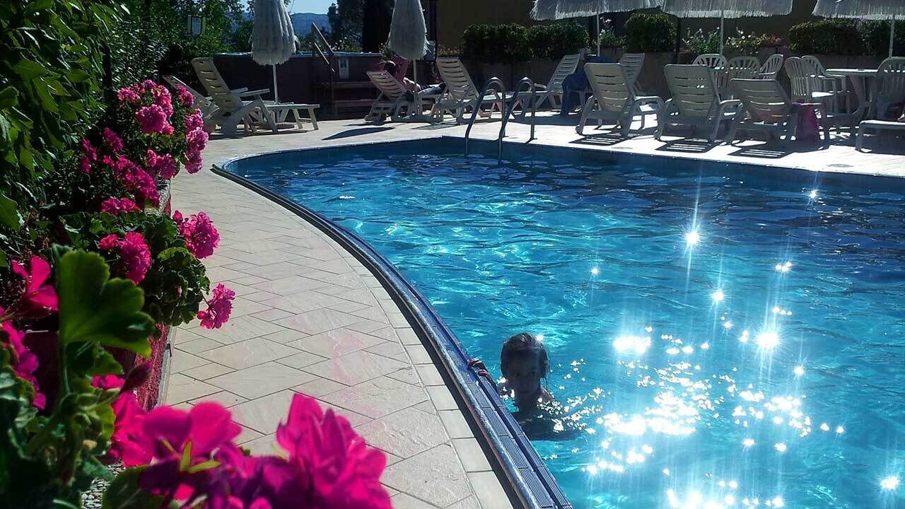 Photo of Outdoor in Viole