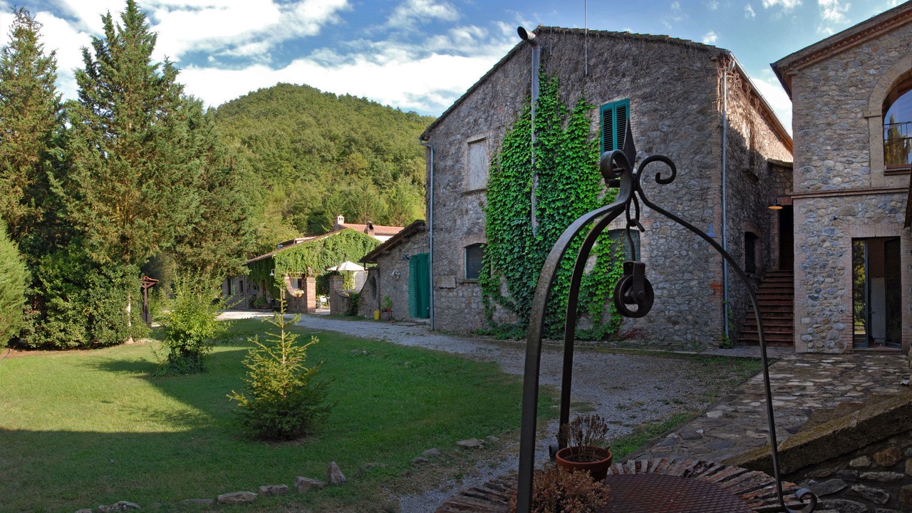 Photo of Outdoor in Ficulle