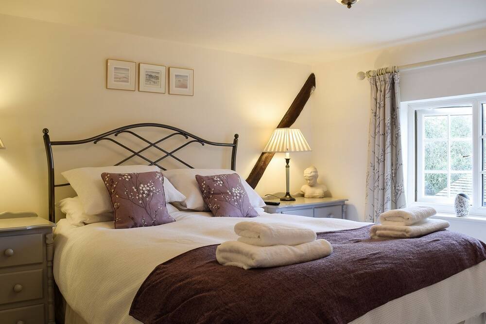 Photo of Bedroom in Snitterfield
