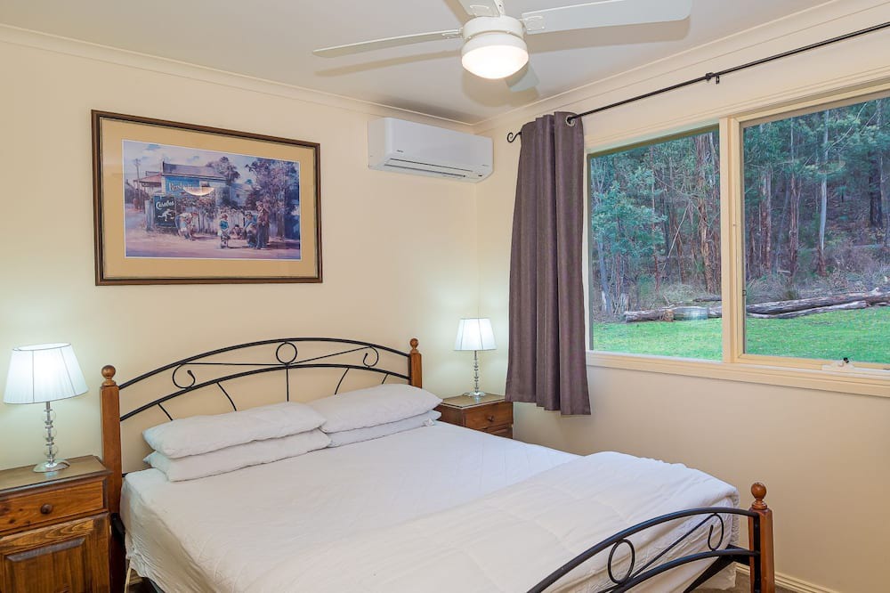 Photo of Bedroom in Buxton