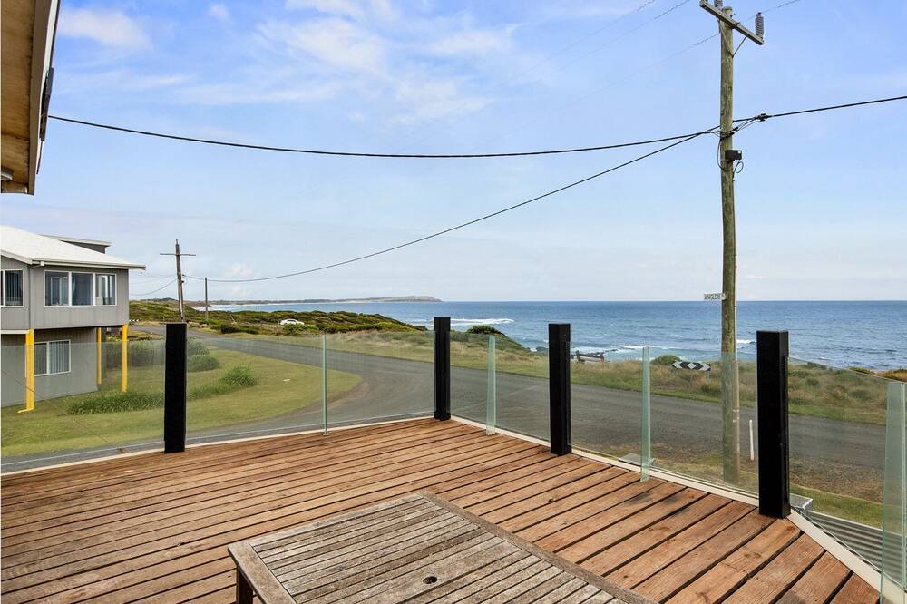 Photo of Patio Balcony in Sunderland Bay