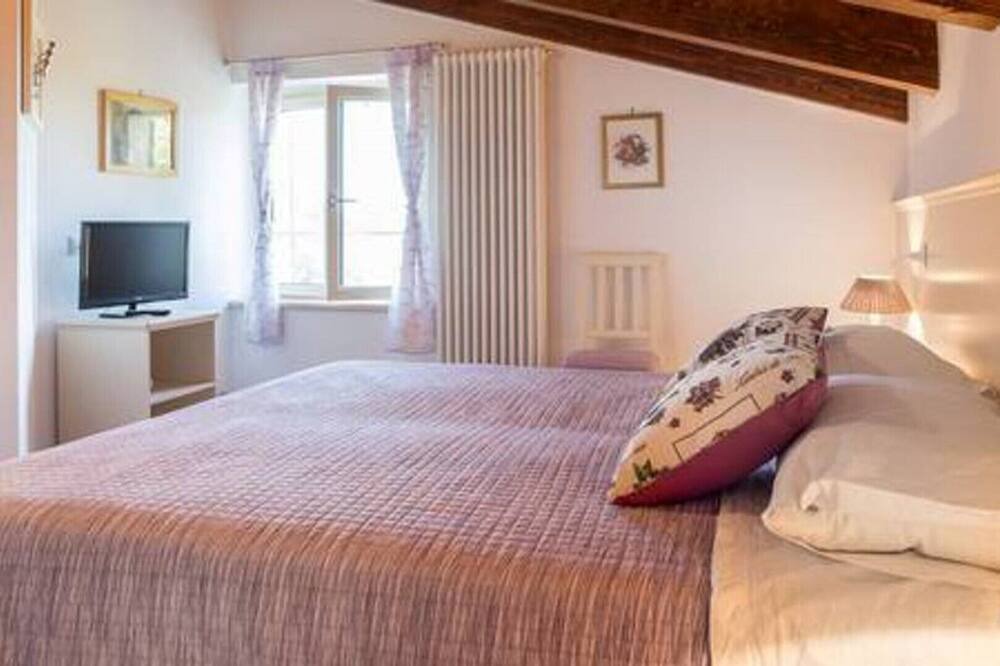 Photo of Bedroom in Valfabbrica
