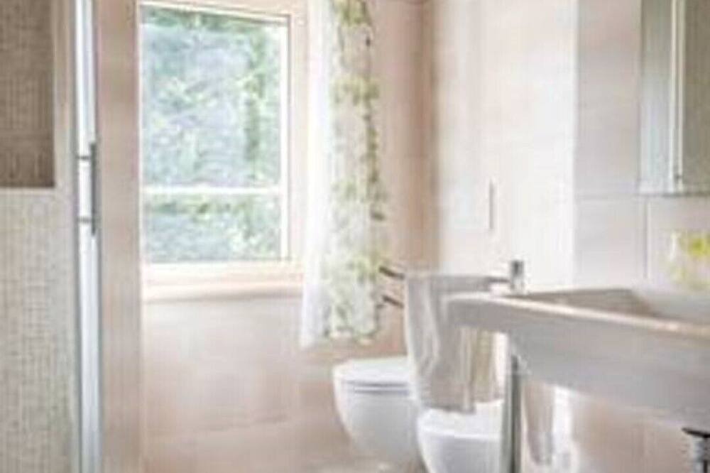 Photo of Bathroom in Valfabbrica