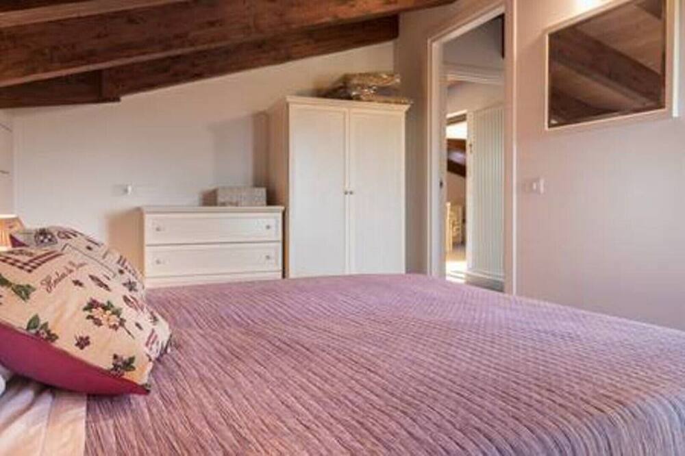Photo of Bedroom in Valfabbrica