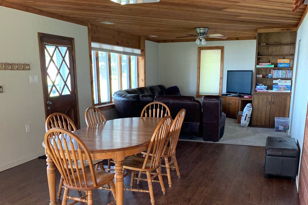 Photo of Livingroom in Twin Lakes