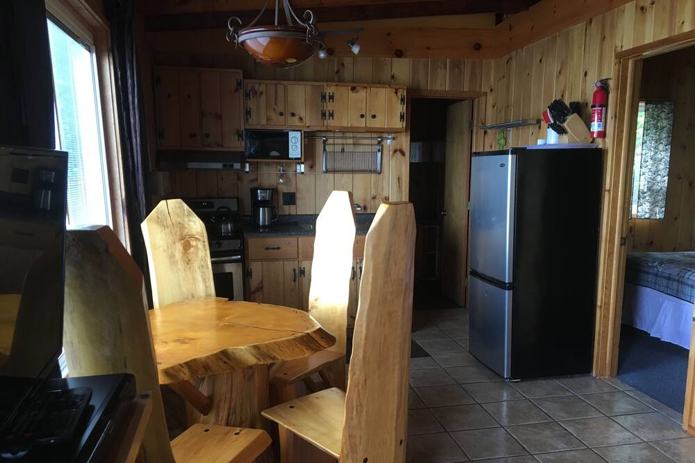 Photo of Livingroom in Lake Township
