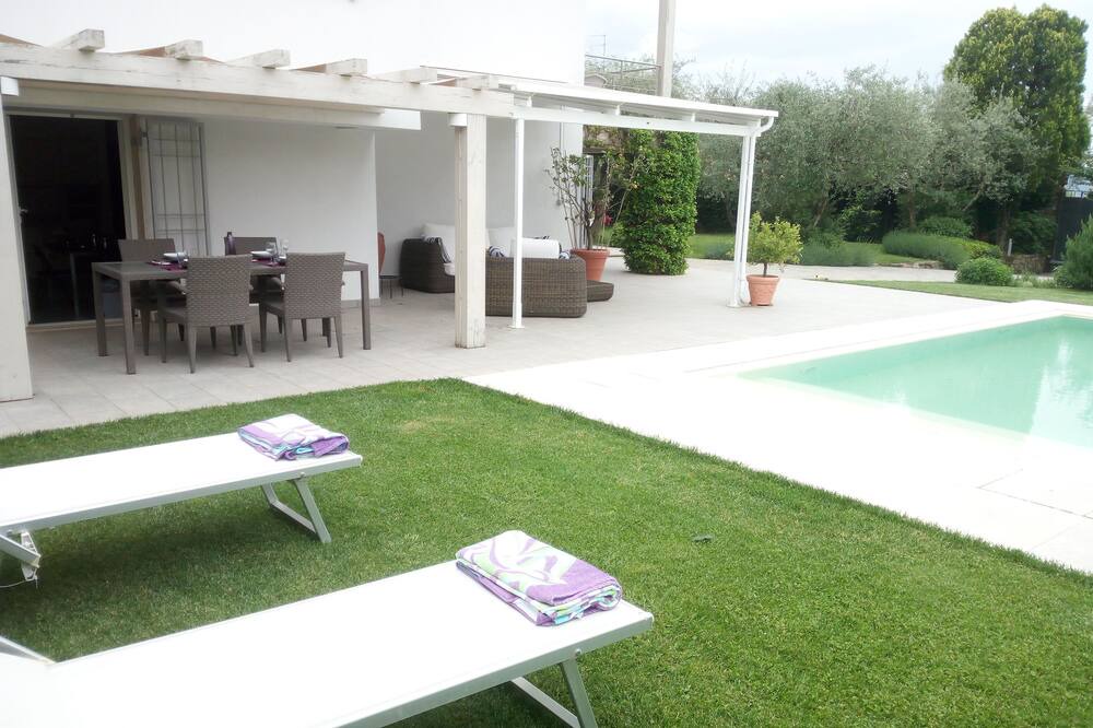 Photo of Outdoor in Castello