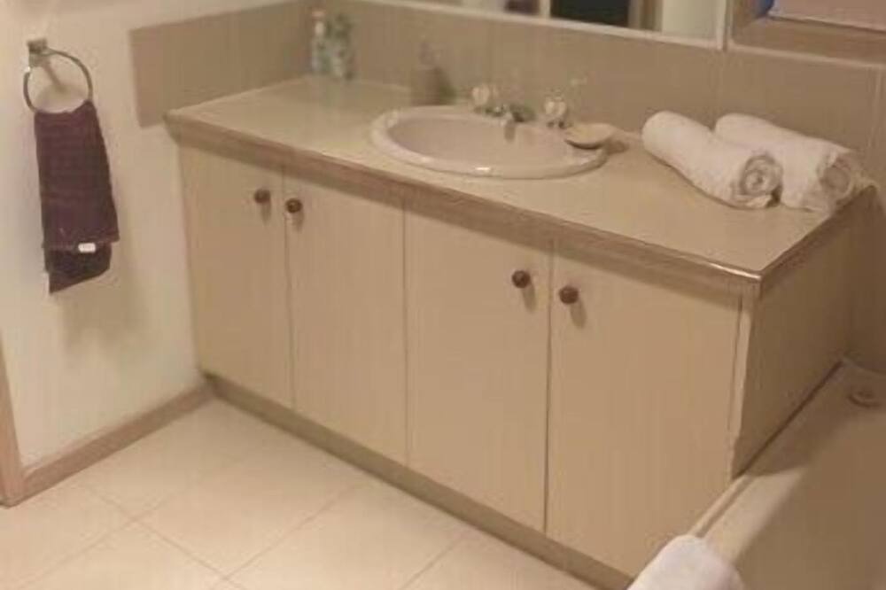 Photo of Bathroom in Capel Sound