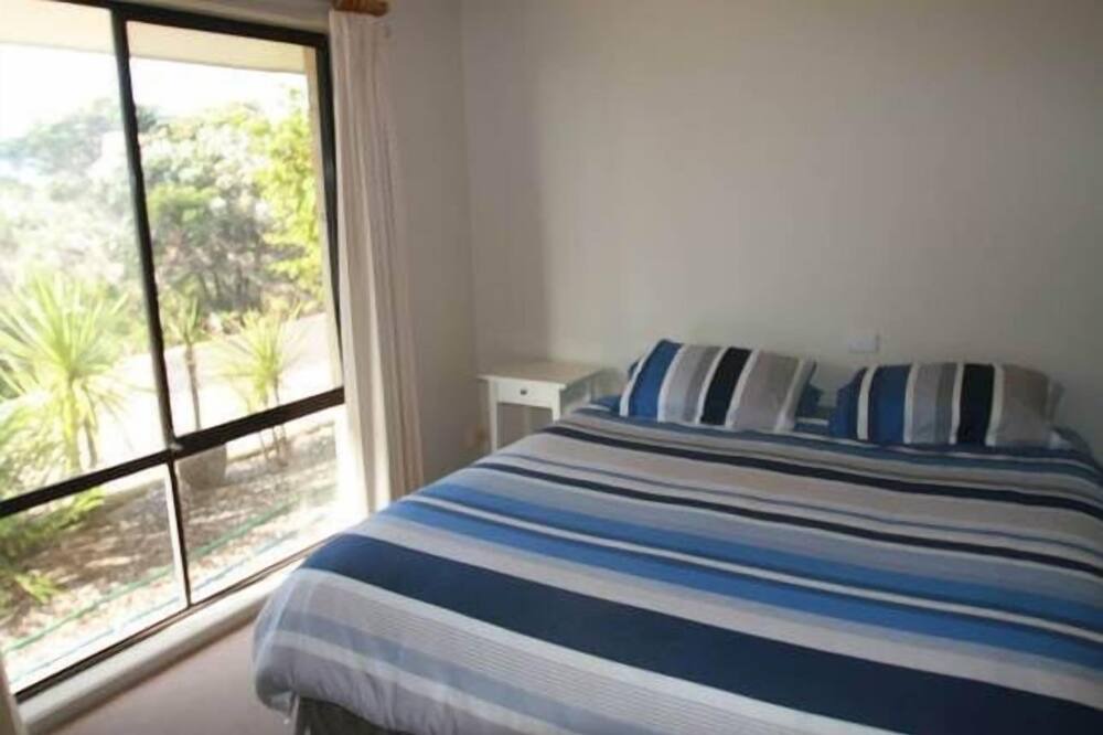 Photo of Bedroom in St. Andrews Beach