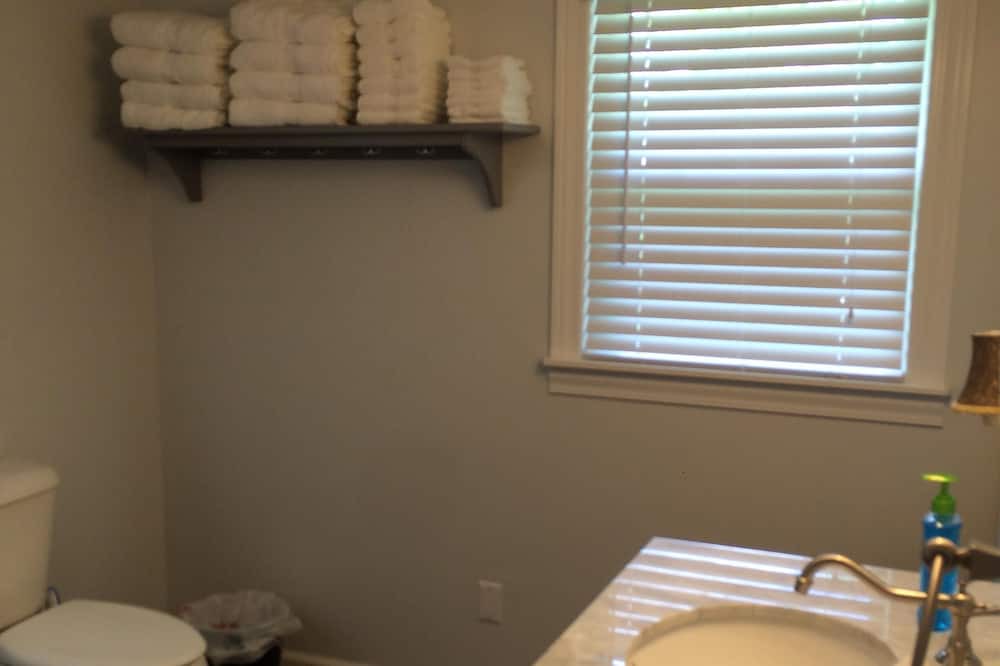 Photo of Bathroom in Lake Orion