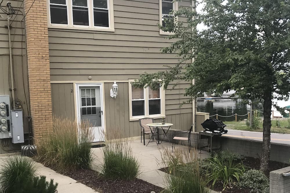 Photo of Outdoor in Lake Orion