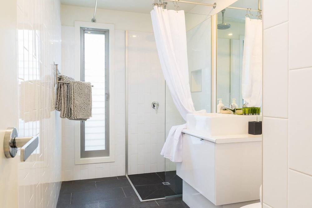 Photo of Bathroom in Cowes
