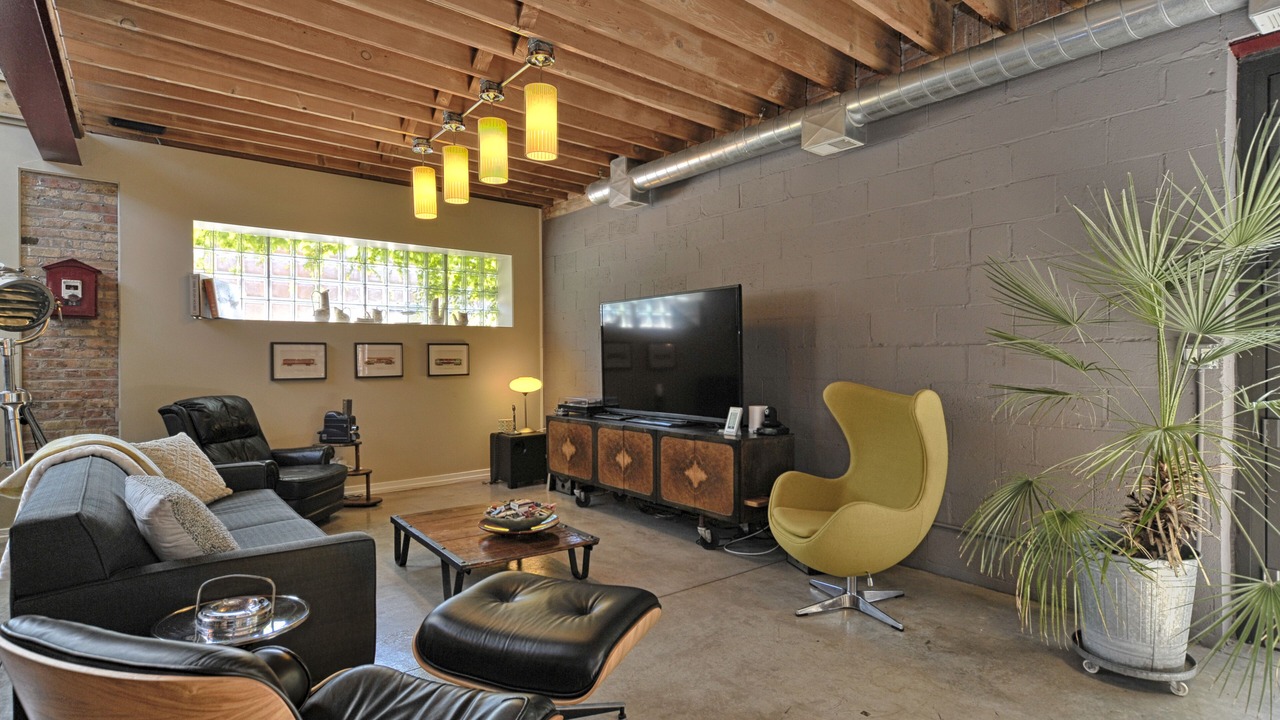 Photo of Livingroom in Palmer Square