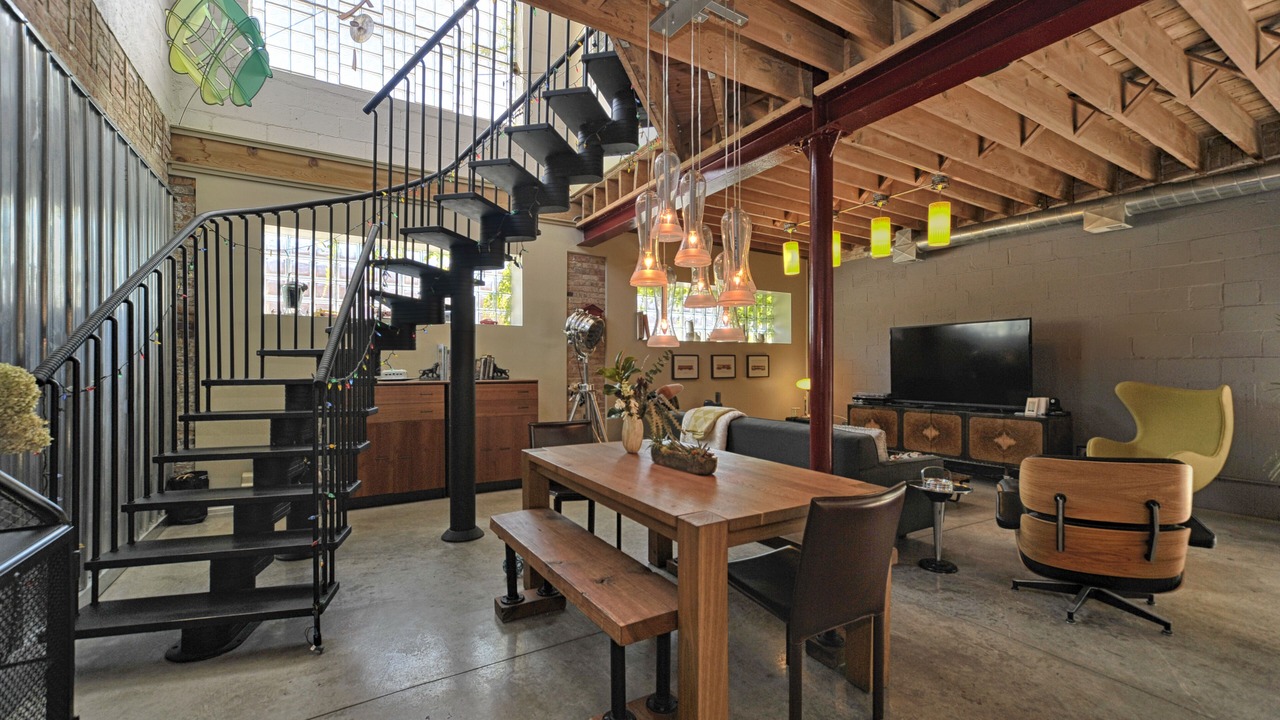Photo of Livingroom in Palmer Square
