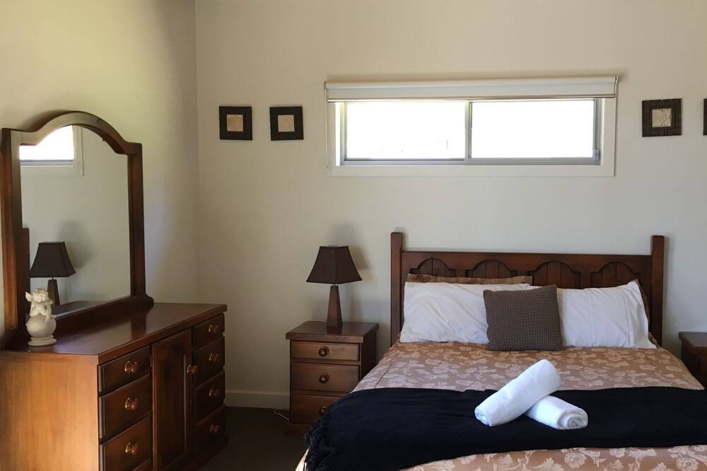 Photo of Bedroom in Marysville