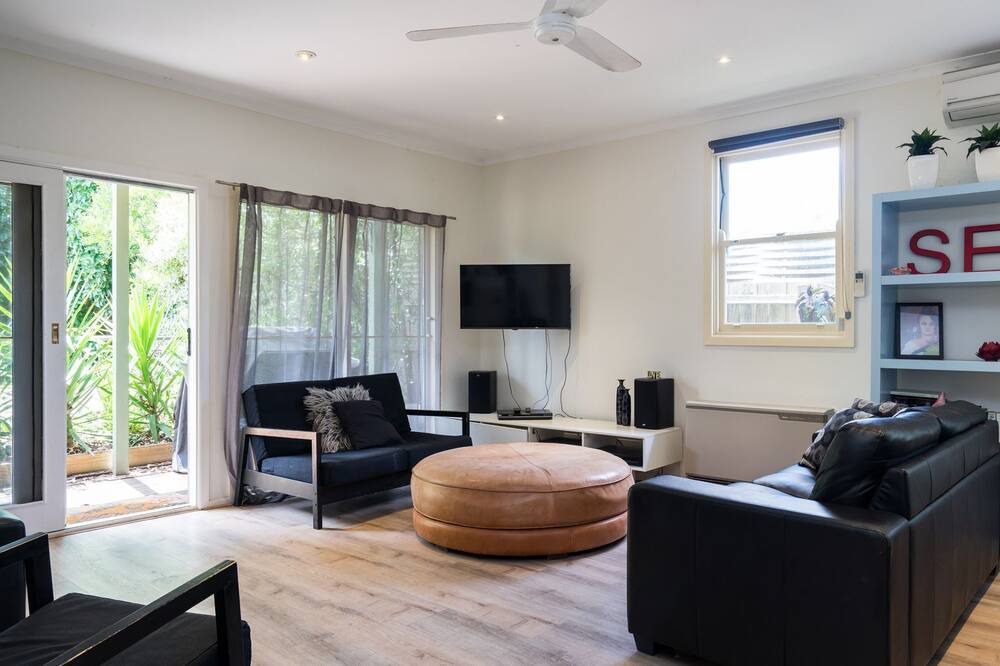 Photo of Livingroom in Rosebud