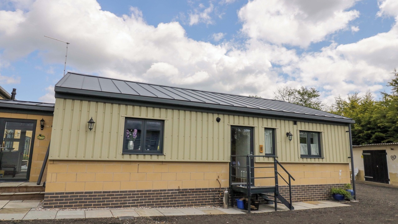 Photo of Outdoor in Astwood Bank