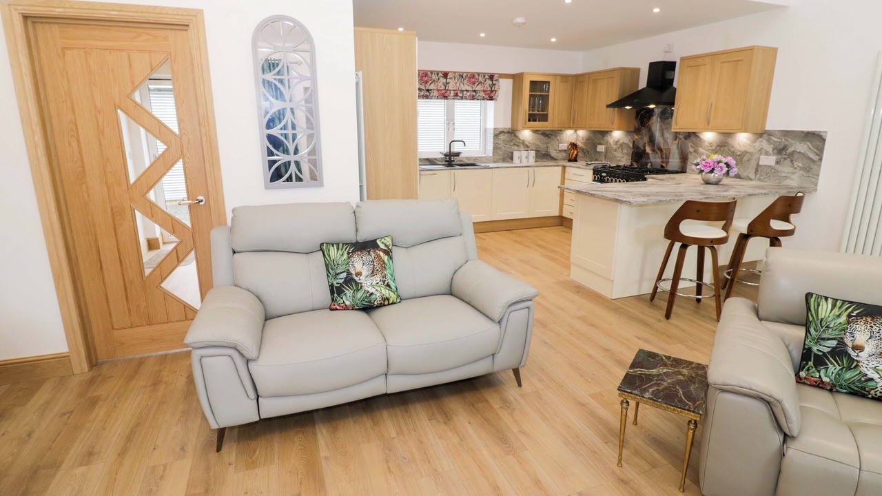Photo of Livingroom in Astwood Bank