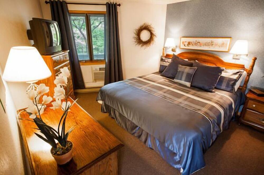 Photo of Bedroom in Sister Bay