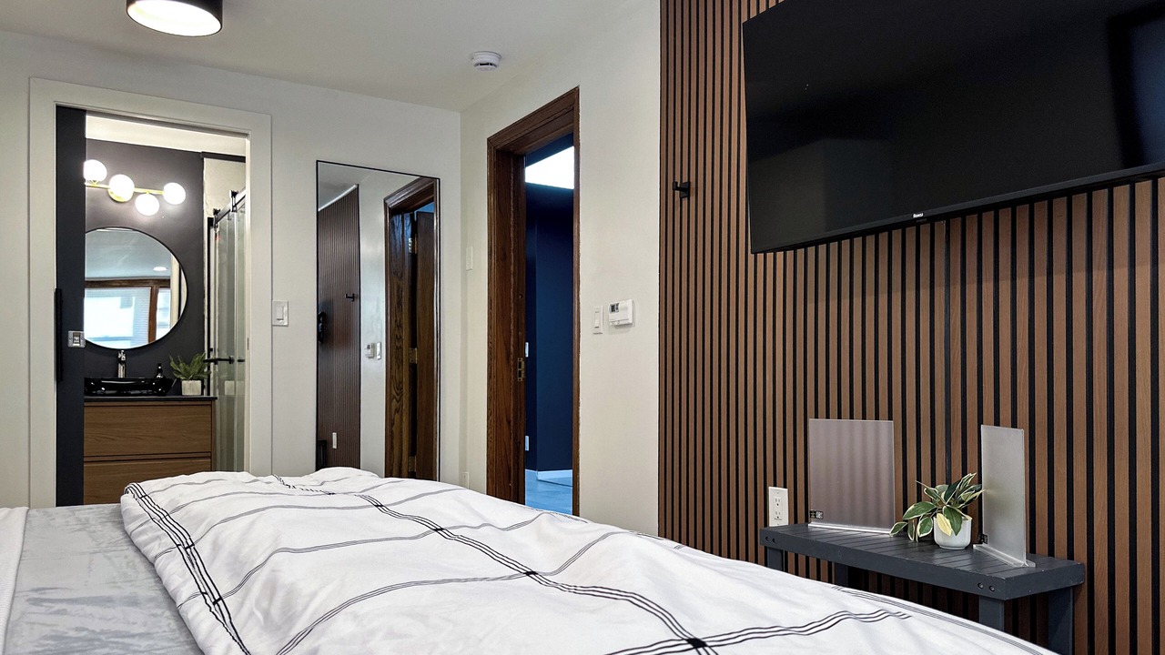 Photo of Bedroom in Romulus