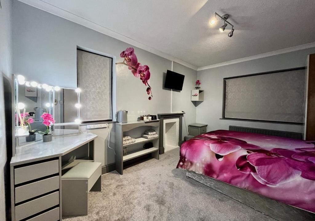 Photo of Bedroom in Cameley