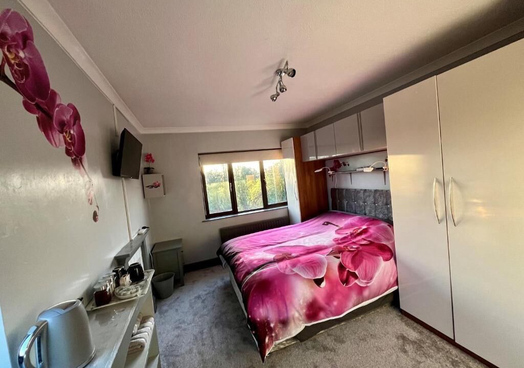 Photo of Bedroom in Cameley